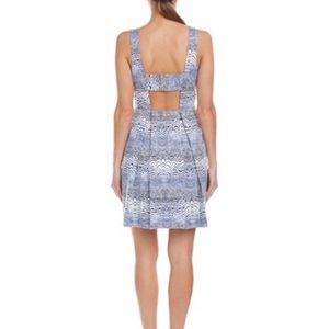 Trina Turk Casey Blueprint Sleeveless Dress Size 4